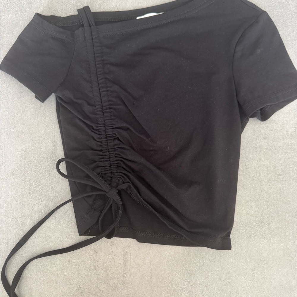 Superdown Black Ruched Short Sleeve Top